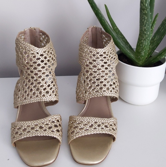 🆕LAST FEW!!🌿DONALD J. PLINER SHOES🌿 - Picture 6 of 12